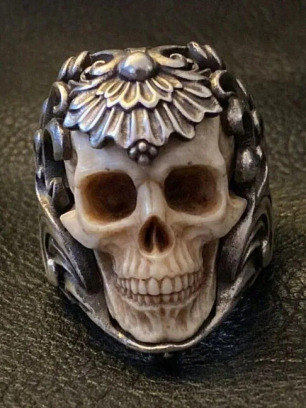 Mens 304 stainless steel gothic skull ring antique silver